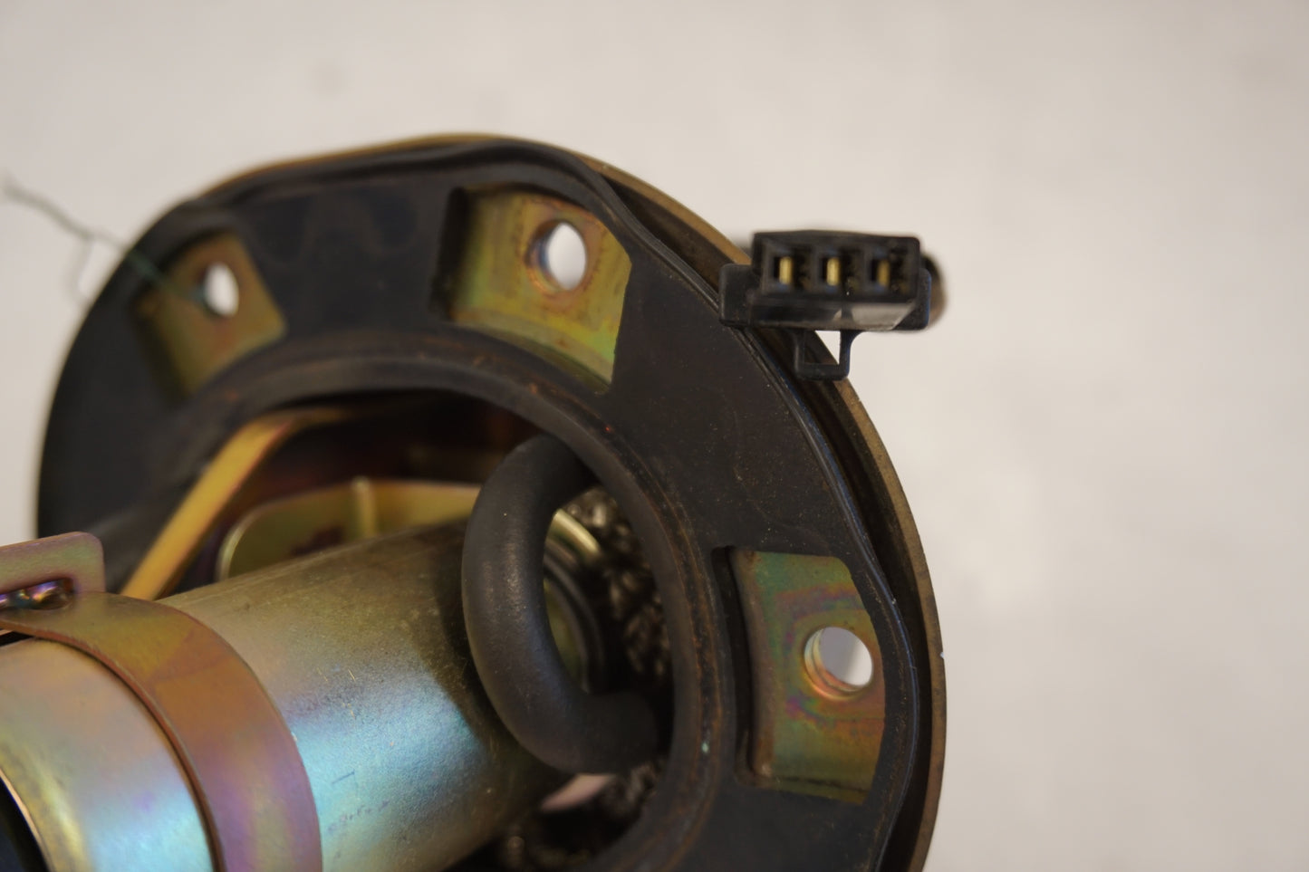 Extrabild4 på Bensinpump insprut från en Honda CBR 900 RR -2000 motorcykel.