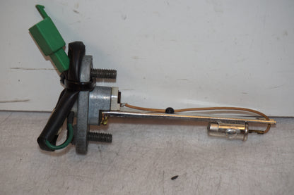 Framsidan på Bensintankgivare från en Yamaha YZF R6 -2001 motorcykel.