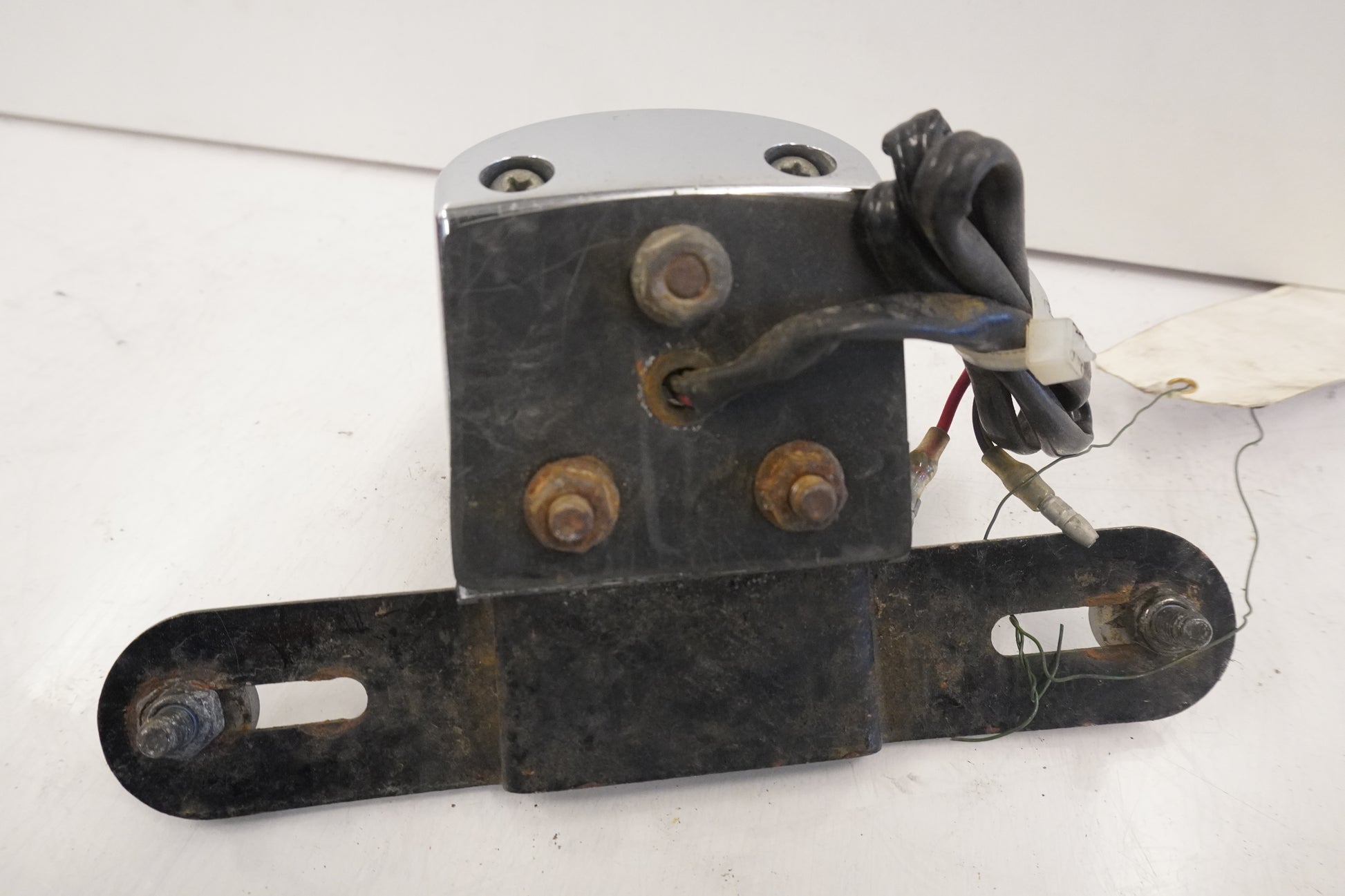 Höger sida på Skyltbelysning från en Kawasaki VN 750 -1993 motorcykel.