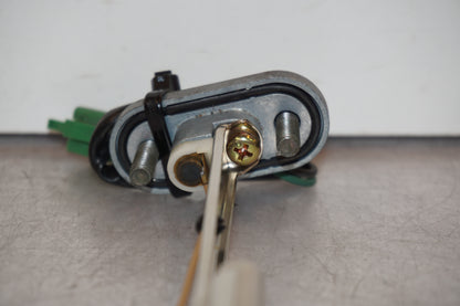 Extrabild1 på Bensintankgivare från en Yamaha YZF R6 -2001 motorcykel.