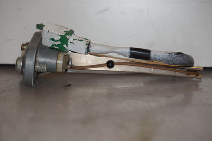 Vänster sida på Bensintankgivare från en Yamaha YZF 1000 R1 -2001 motorcykel.