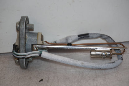 Snett uppifrån på Bensintankgivare från en Yamaha YZF 1000 R1 -2001 motorcykel.