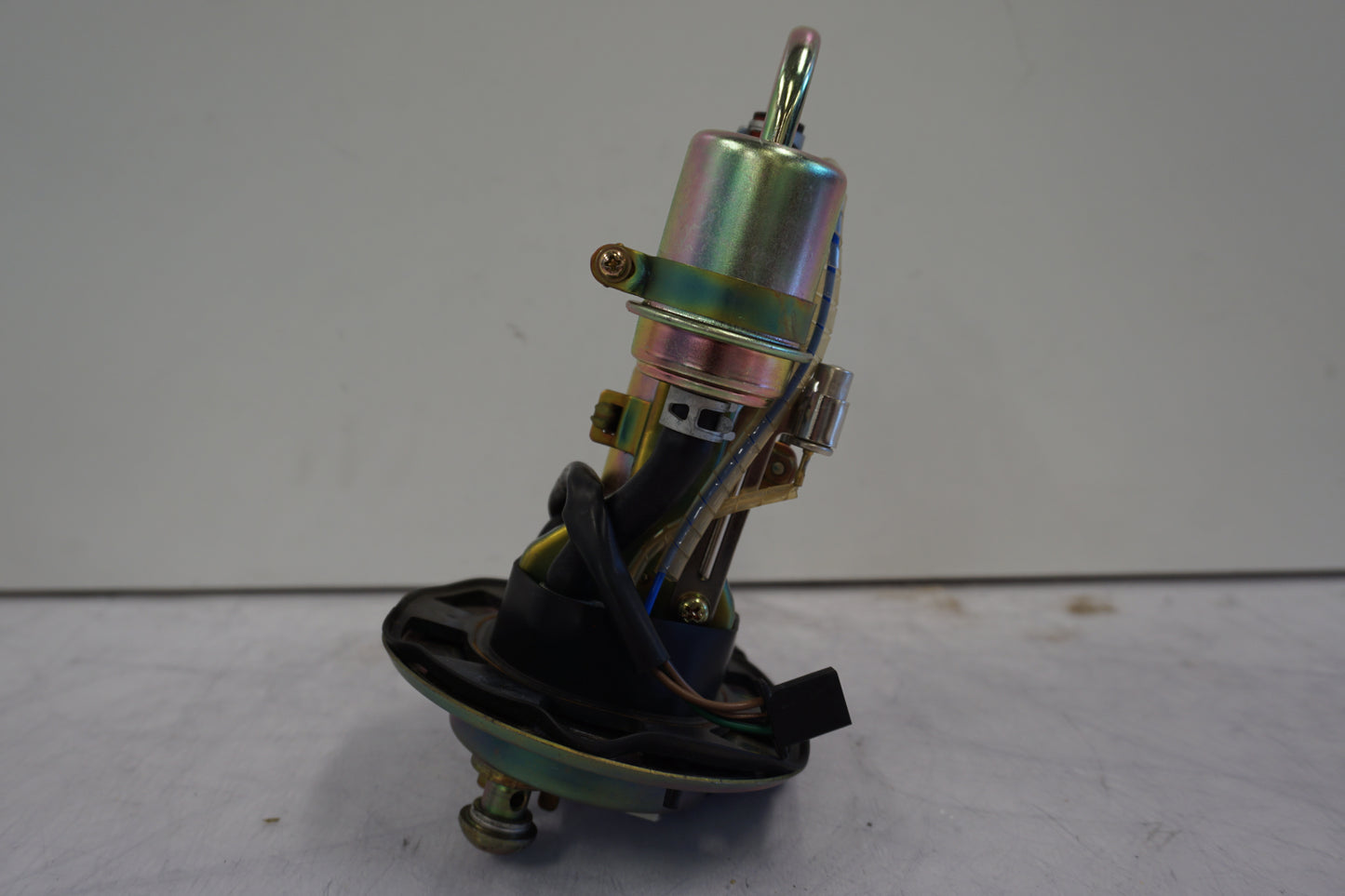 Extrabild5 på Bensinpump insprut från en Honda CBR 900 RR -2003 motorcykel.