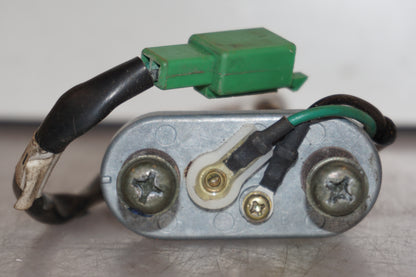 Snett uppifrån på Bensintankgivare från en Yamaha YZF R6 -2001 motorcykel.