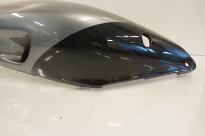 Höger sida på Bakvinge från en Kawasaki ZX-9R -1994 motorcykel.