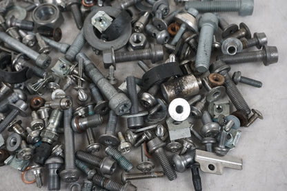 Skruer / Møtrikker osv.