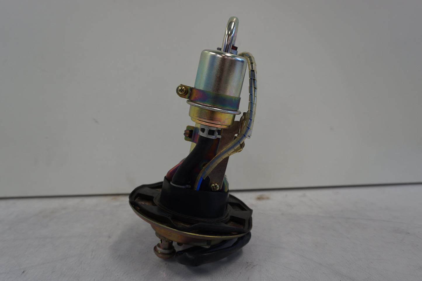 Extrabild3 på Bensinpump insprut från en Honda CBR 900 RR -2002 motorcykel.