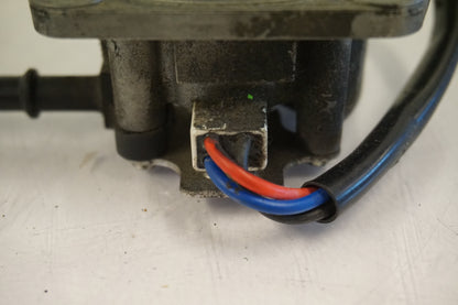 Extrabild3 på Bensinpump insprut från en Kawasaki ER-6N -2011 motorcykel.