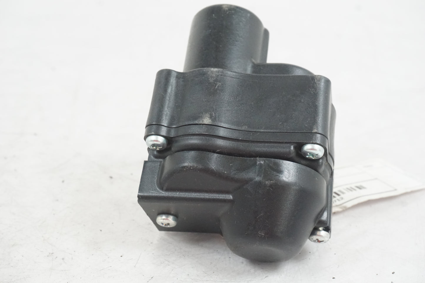 Höger sida på Avgasspjällmotor från en Yamaha FZ-1 N -2009 motorcykel.