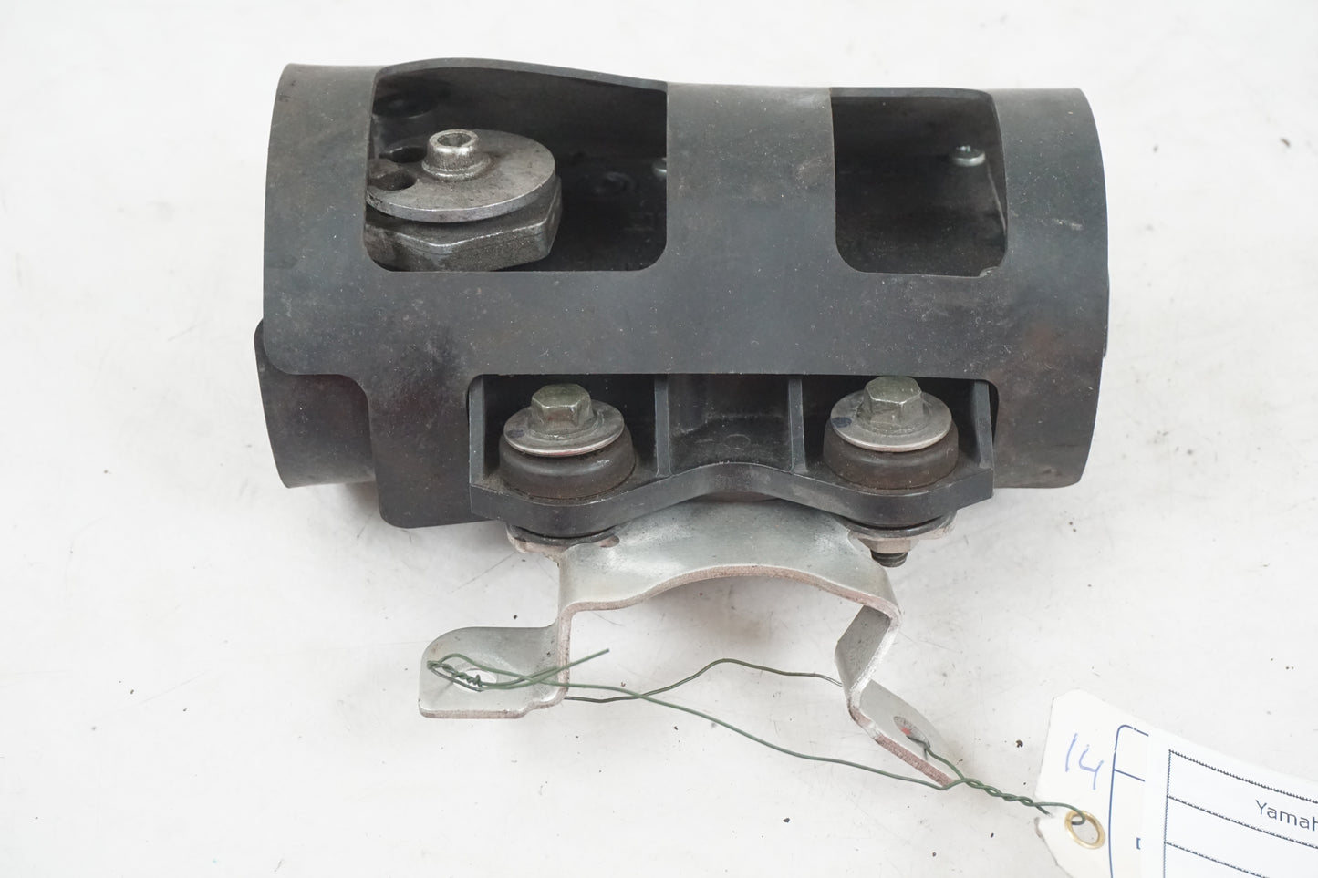 Framsidan på Avgasspjällmotor från en Yamaha YZF R6 -2006 motorcykel.