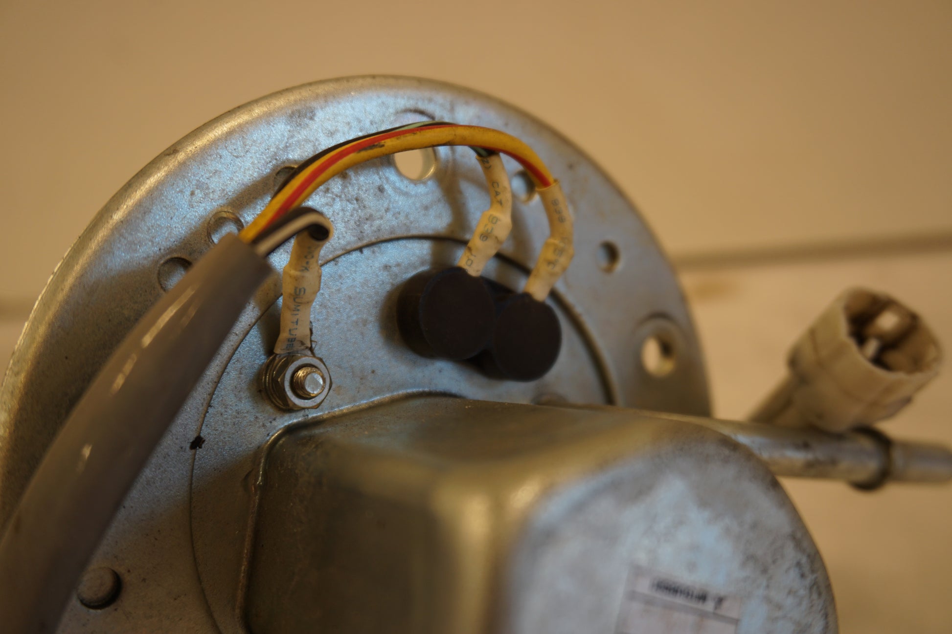 Extrabild3 på Bensinpump insprut från en Suzuki DL 1000 -2006 motorcykel.