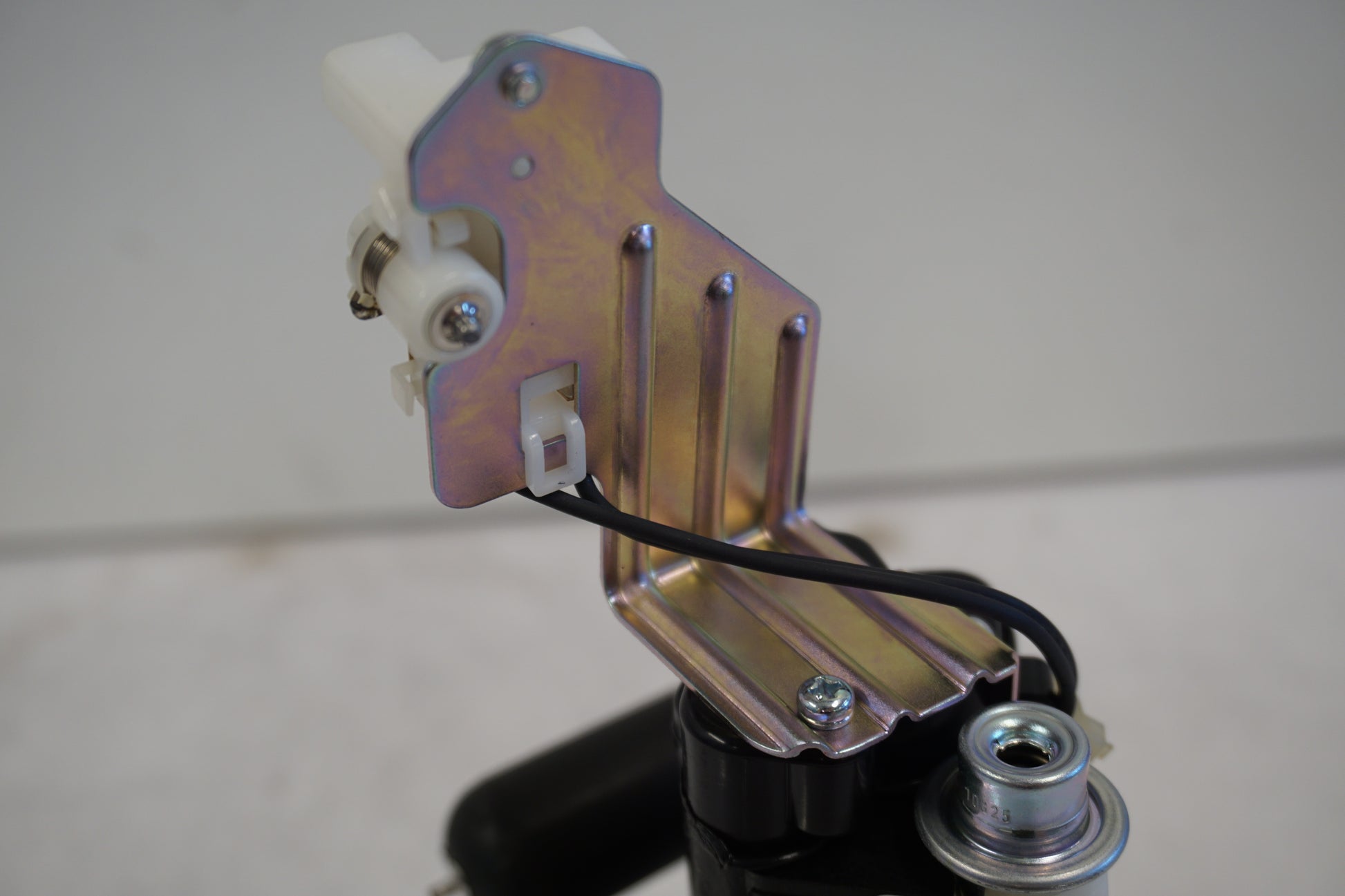 Extrabilder på Bensinpump insprut från en Suzuki DL 1000 -2006 motorcykel.