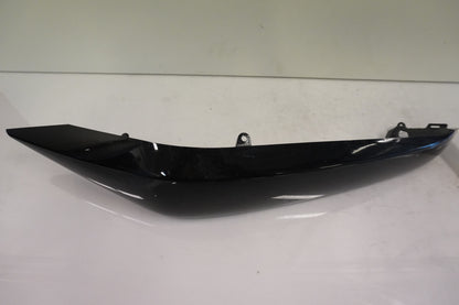 Baksidan på Bakvinge från en Kawasaki ER-6F -2007 motorcykel.