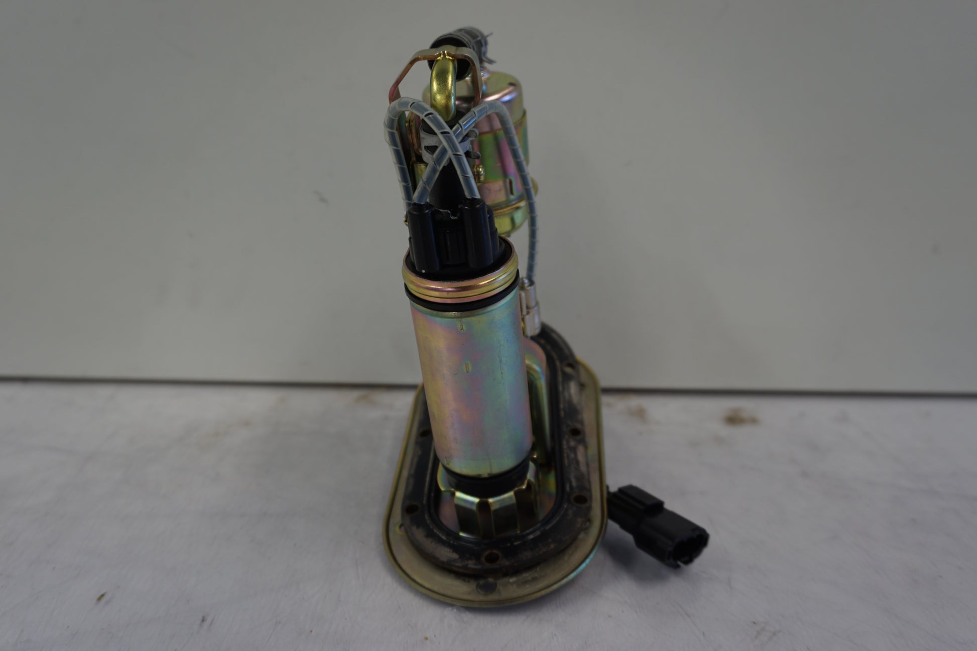 Vänster sida på Bensinpump insprut från en Kawasaki ZX-12R -2001 motorcykel.