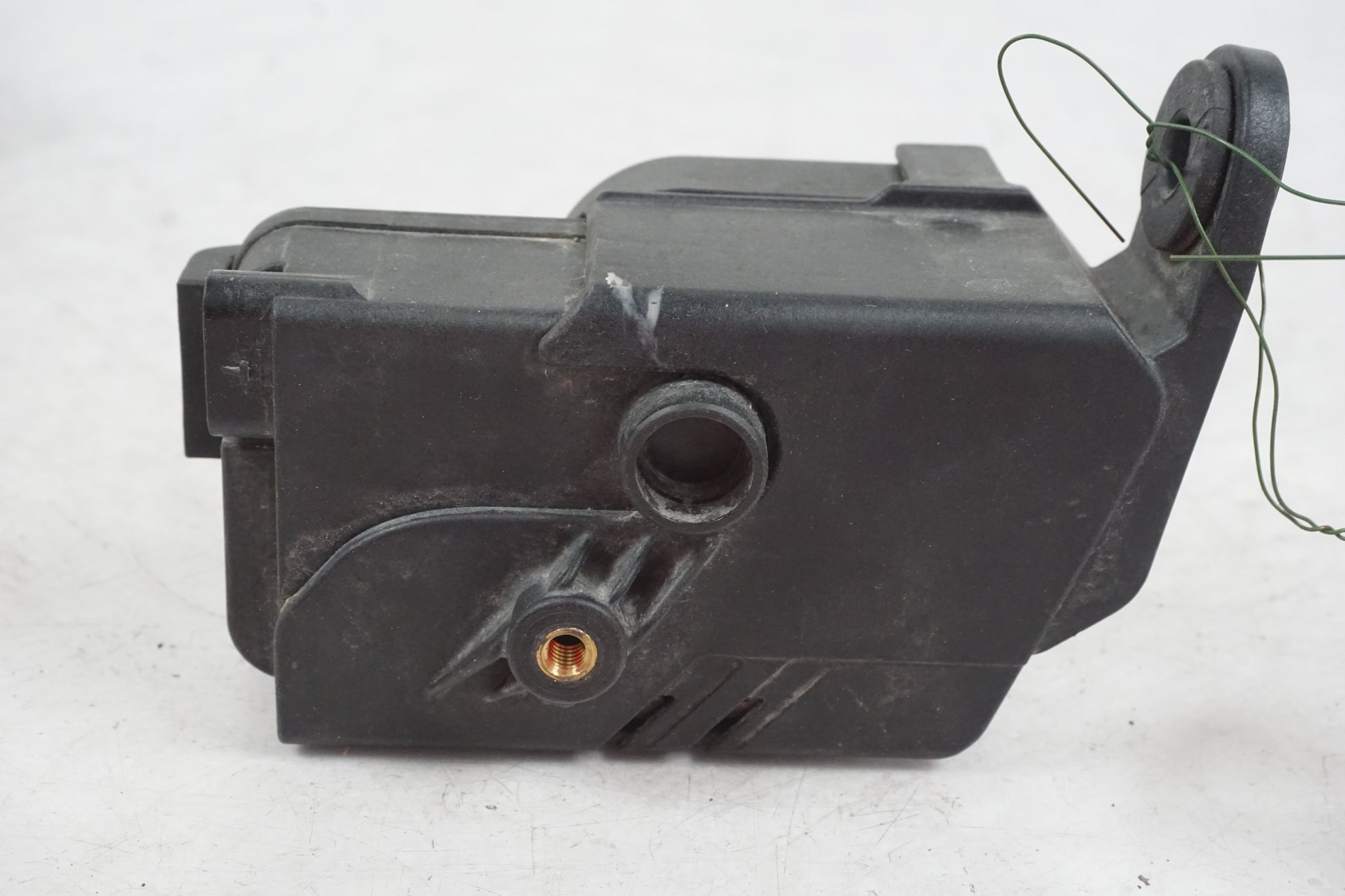 Framsidan på Avgasspjällmotor från en BMW R 1200 RT -2011 motorcykel.