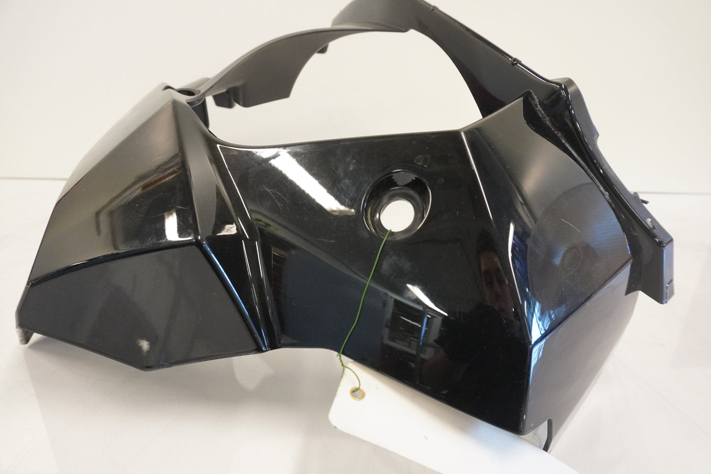 Höger sida på Sidopanel från en Kawasaki Z 1000 -2011 motorcykel.