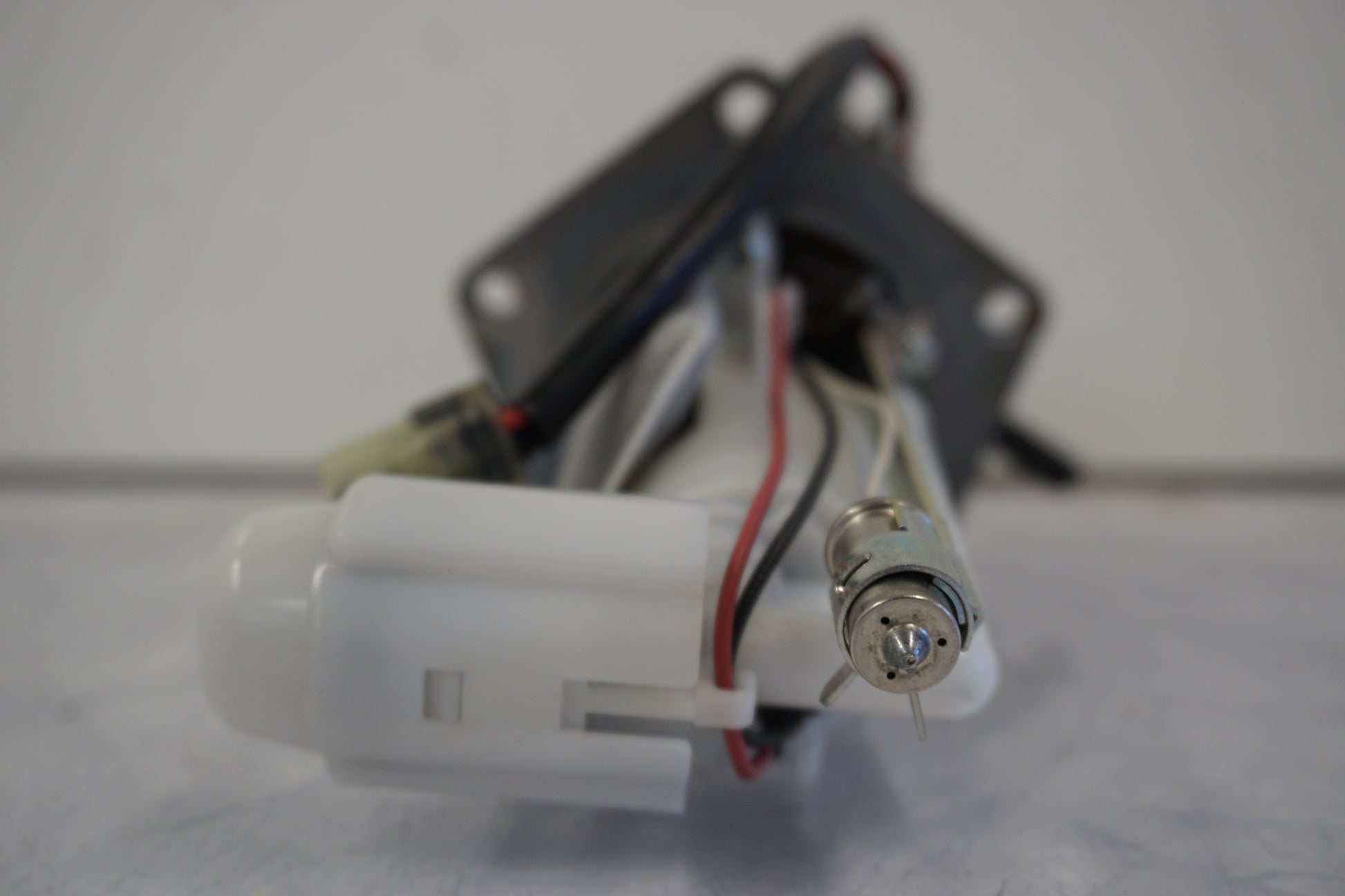 Extrabild1 på Bensinpump insprut från en Kawasaki ER-6F -2007 motorcykel.