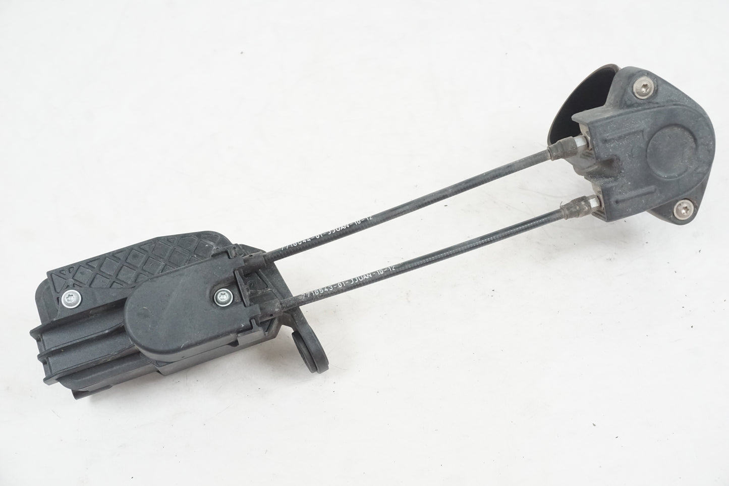 Framsidan på Avgasspjällmotor från en BMW R 1200 RT -2013 motorcykel.