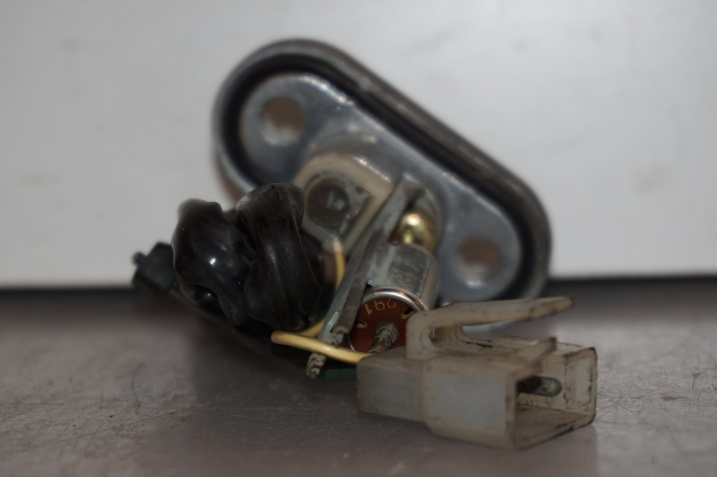 Höger sida på Bensintankgivare från en Yamaha XV 1100 -1993 motorcykel.