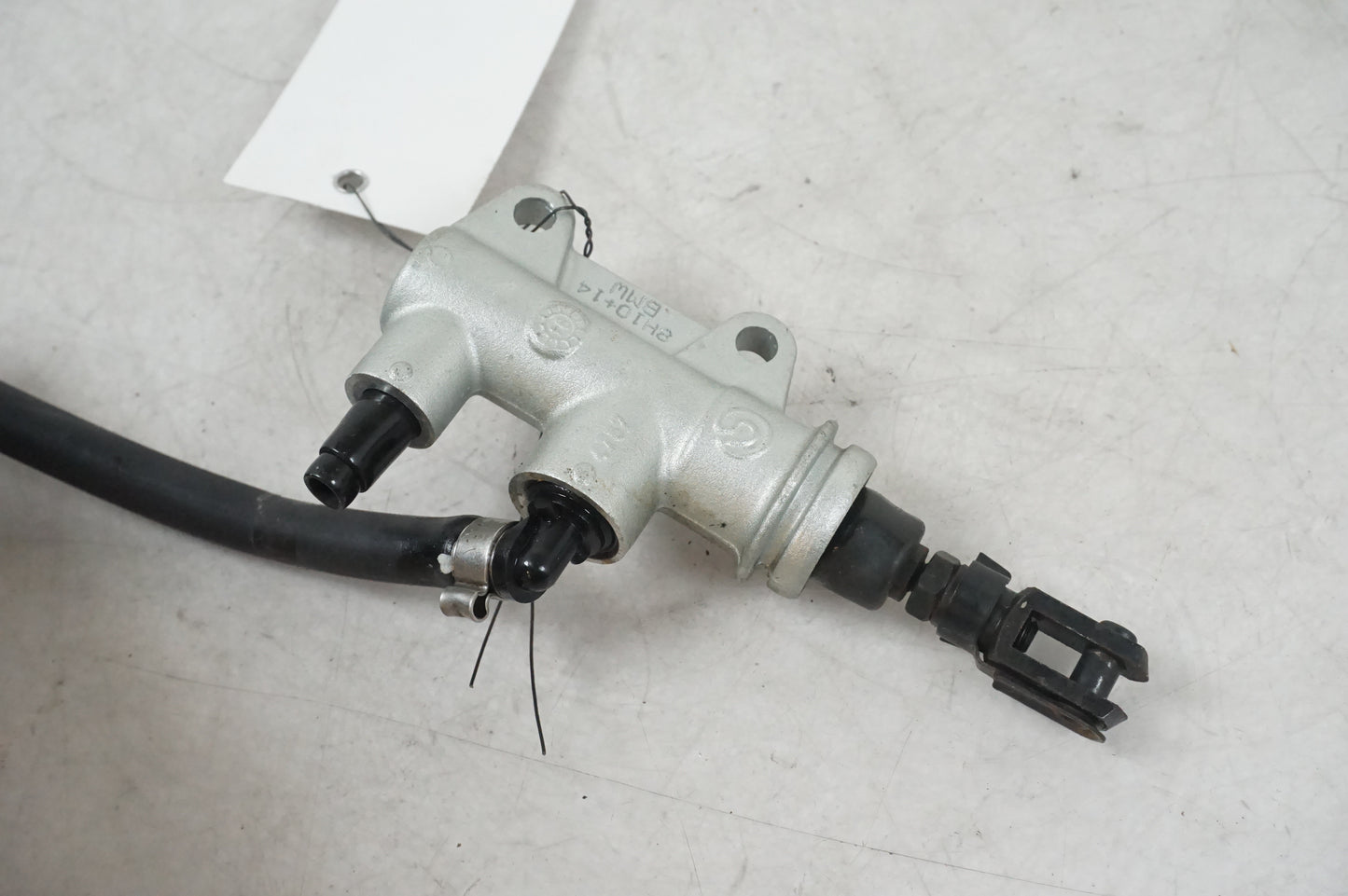 Brake master cylinder