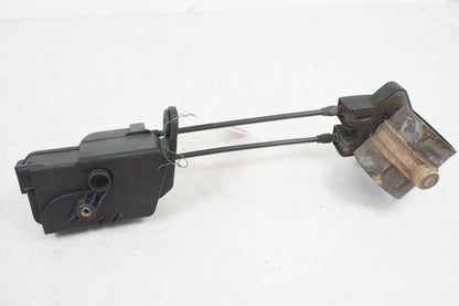 Snett uppifrån på Avgasspjällmotor från en BMW R 1200 GSA -2012 motorcykel.