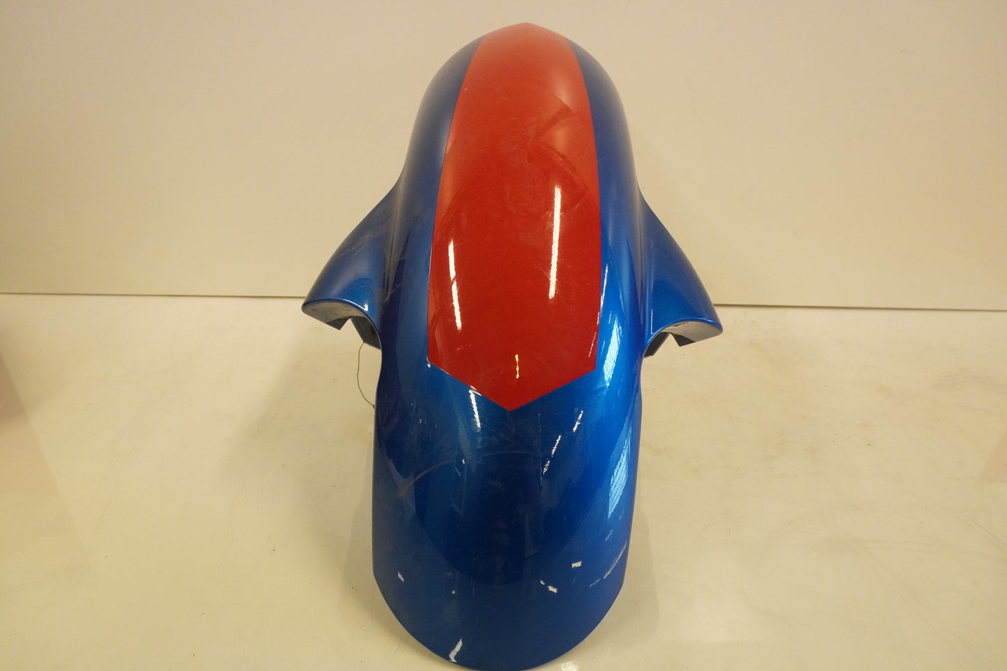 Framsidan på Framskärm från en BMW S 1000 RR -2010 motorcykel.