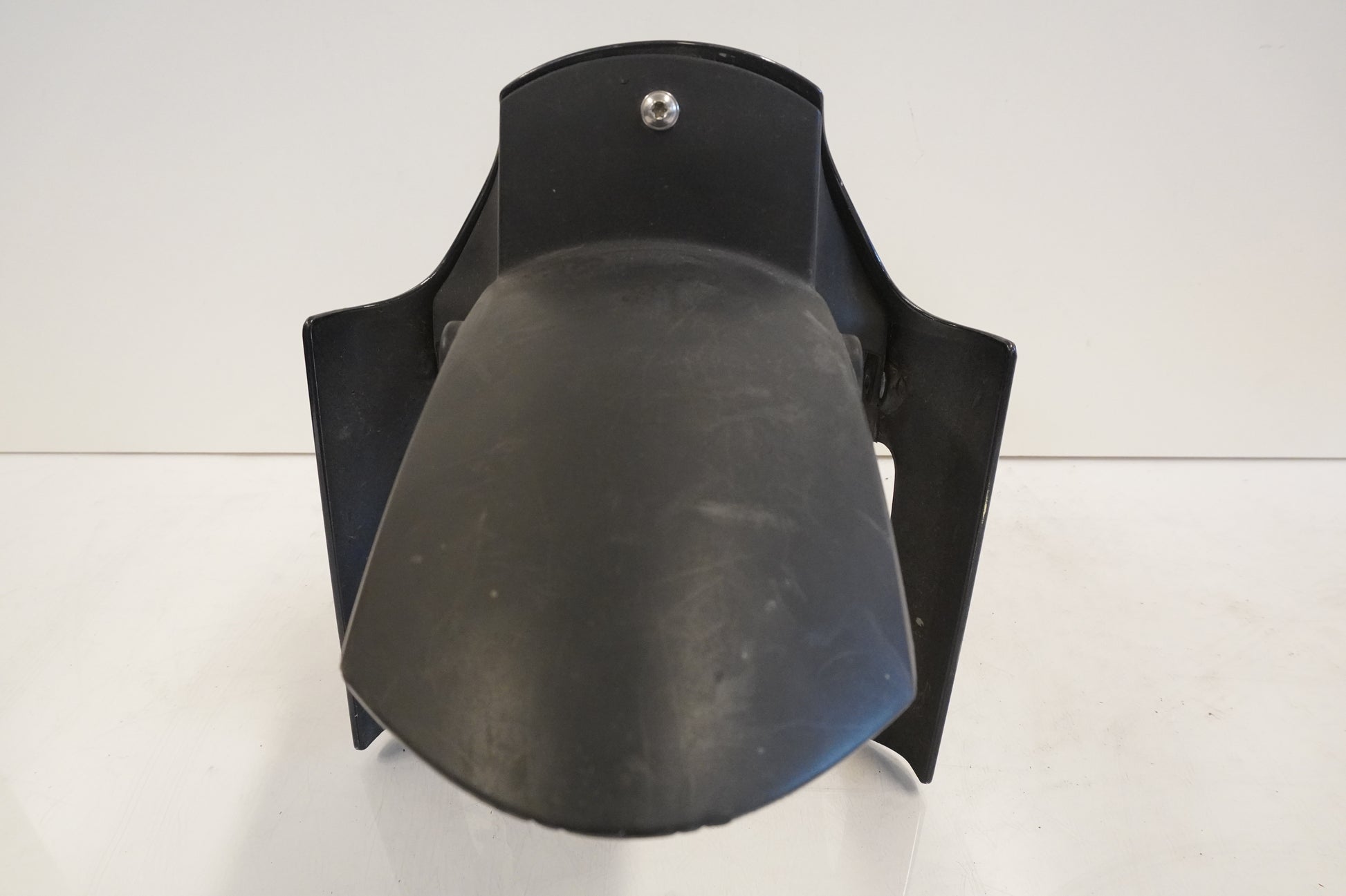 Vänster sida på Framskärm från en BMW F 650 CS -2003 motorcykel.