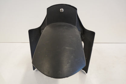 Vänster sida på Framskärm från en BMW F 650 CS -2003 motorcykel.