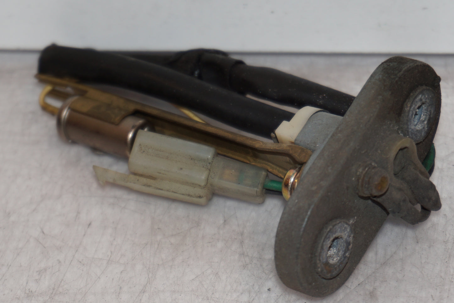 Framsidan på Bensintankgivare från en Yamaha XV 535 -1988 motorcykel.