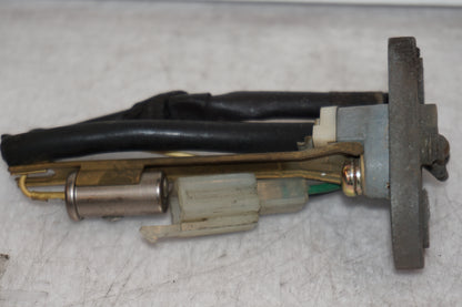 Höger sida på Bensintankgivare från en Yamaha XV 535 -1988 motorcykel.