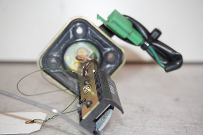 Snett uppifrån på Bensintankgivare från en Yamaha XJR 1300 -2001 motorcykel.