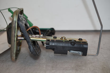 Extrabild1 på Bensintankgivare från en Yamaha XJR 1300 -2001 motorcykel.