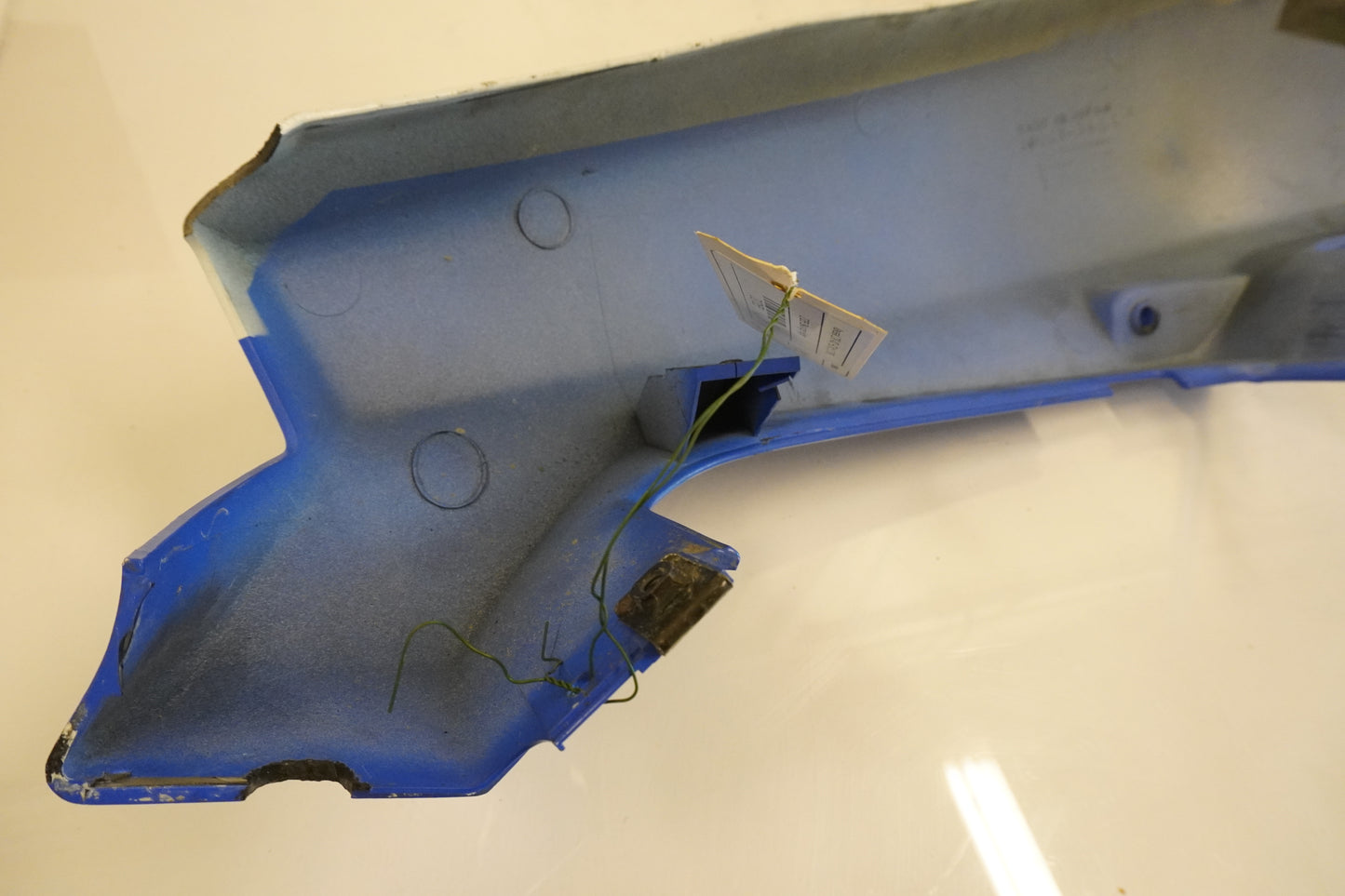 Extrabild1 på Bakvinge från en Kawasaki ZXR 400 -1992 motorcykel.