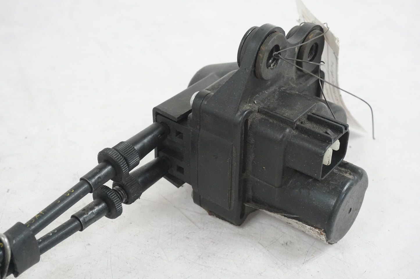 Höger sida på Avgasspjällmotor från en Triumph Daytona 675 -2007 motorcykel.