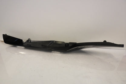 Baksidan på Bakvinge från en Kawasaki GTR 1400 -2008 motorcykel.