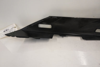 Vänster sida på Bakvinge från en Kawasaki GTR 1400 -2008 motorcykel.