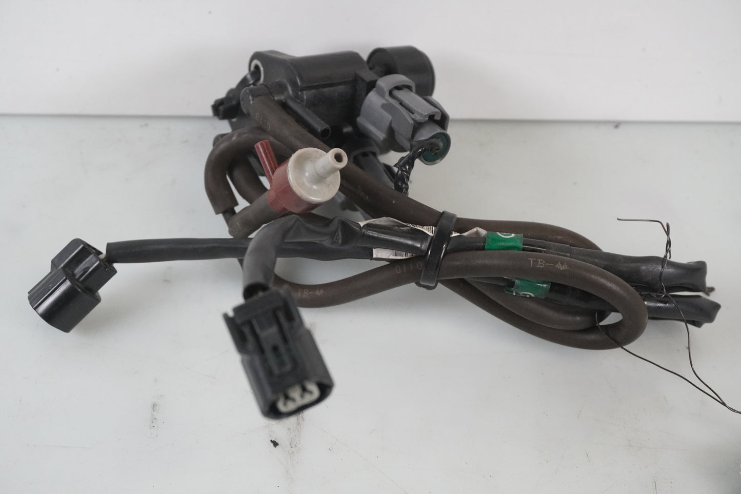 Baksidan på Luftventil från en Honda CBR 1000 RR -2009 motorcykel.