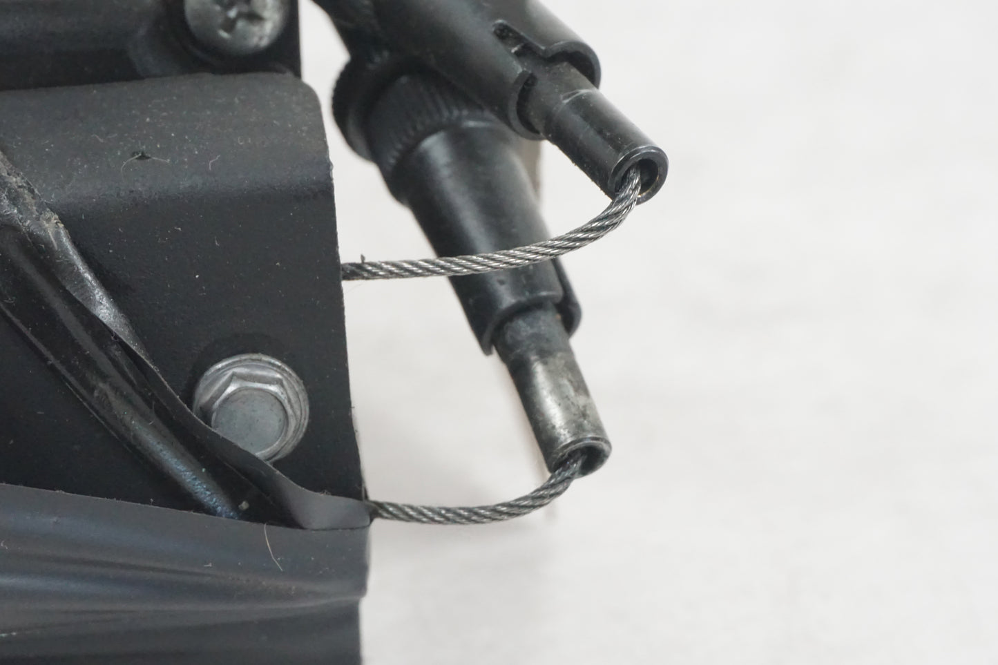 Extrabild1 på Avgasspjällmotor från en Triumph Daytona 675 -2009 motorcykel.