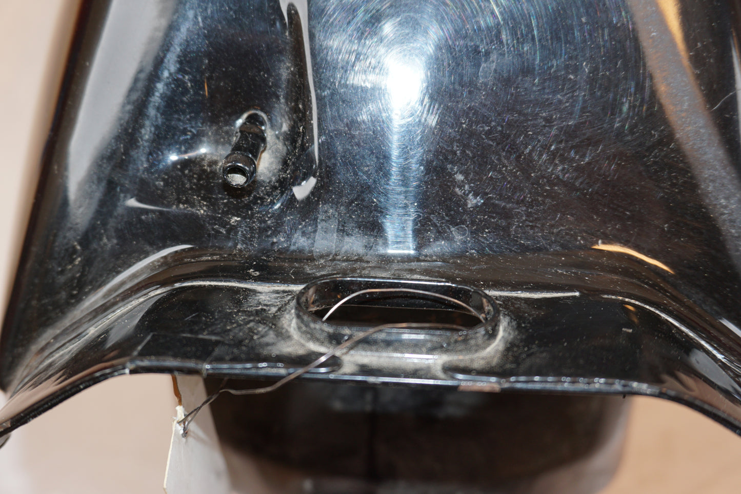 Extrabild1 på Bensintank från en Yamaha FZR 1000 -1993 motorcykel.