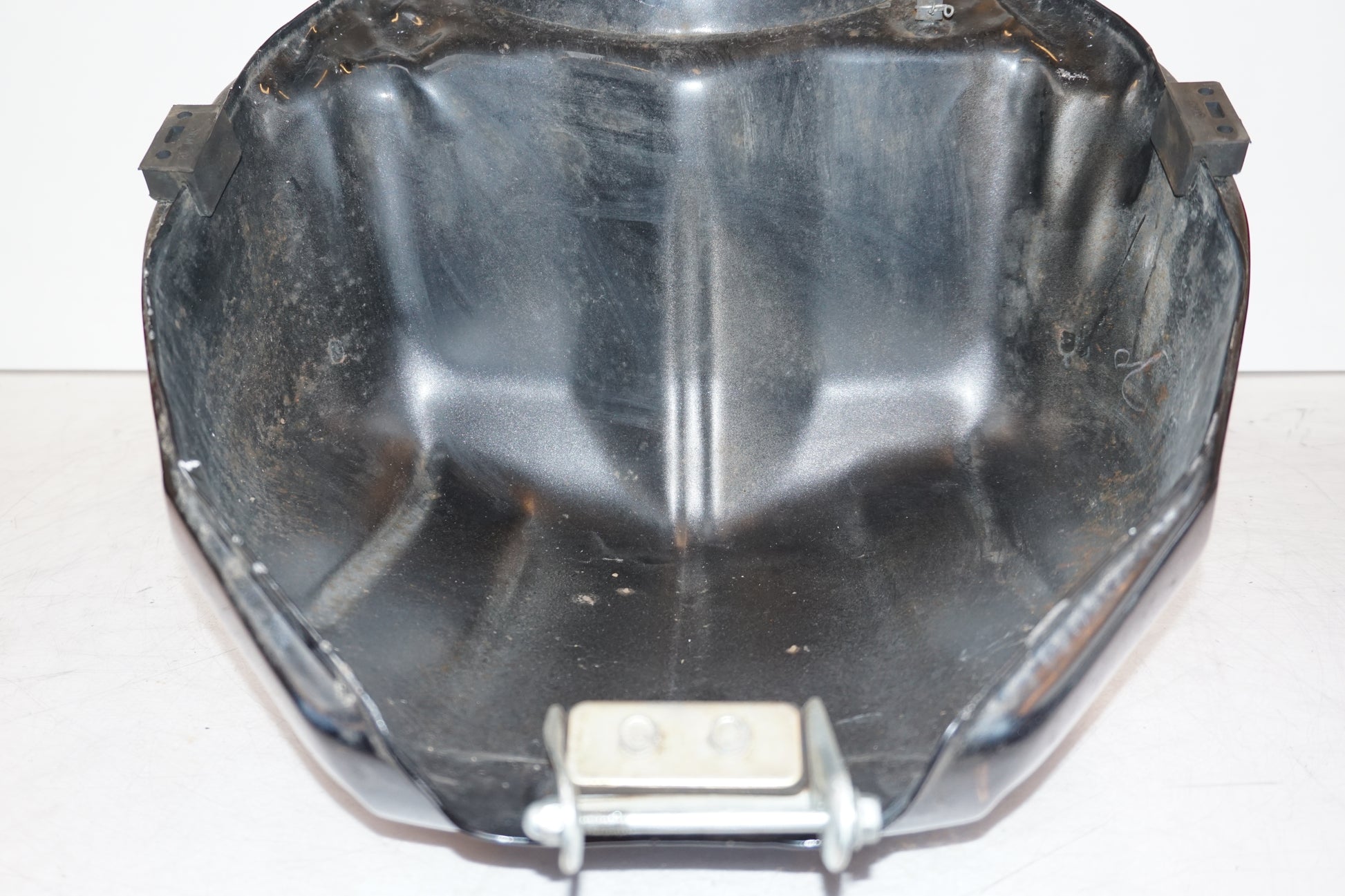 Extrabild4 på Bensintank från en Yamaha FZR 1000 -1993 motorcykel.