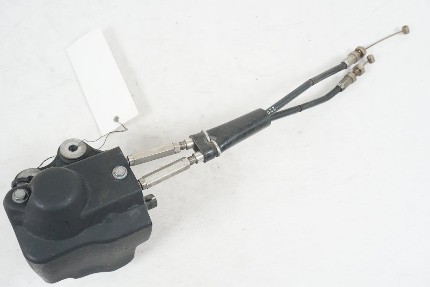 Baksidan på Avgasspjällmotor från en Triumph Daytona 675 -2012 motorcykel.