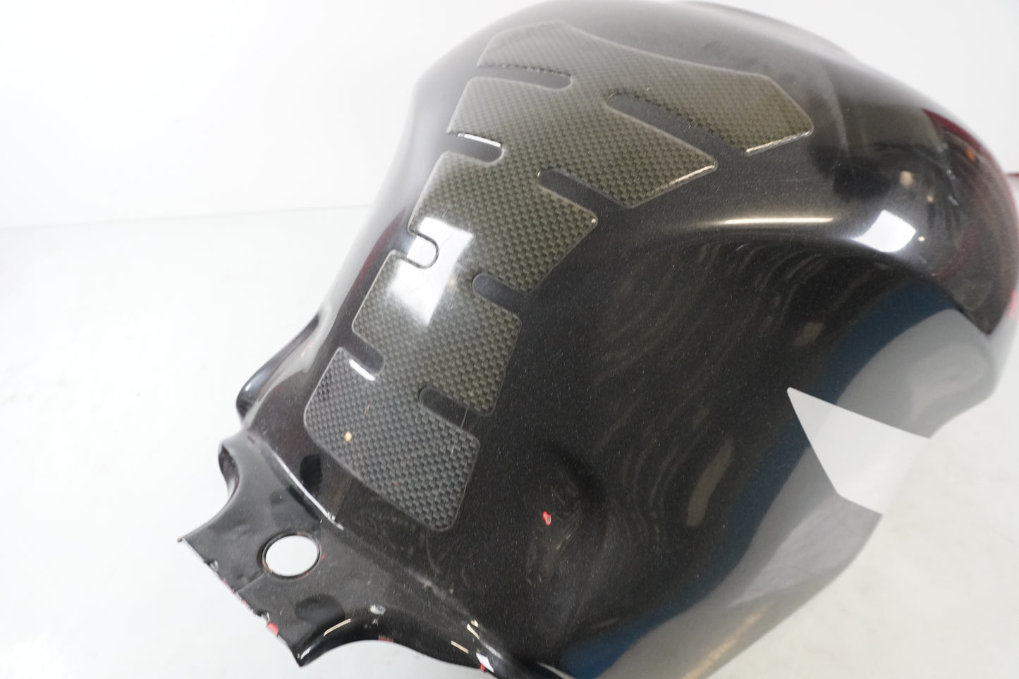 Extrabild1 på Bensintank från en Honda CBR 900 RR -2000 motorcykel.