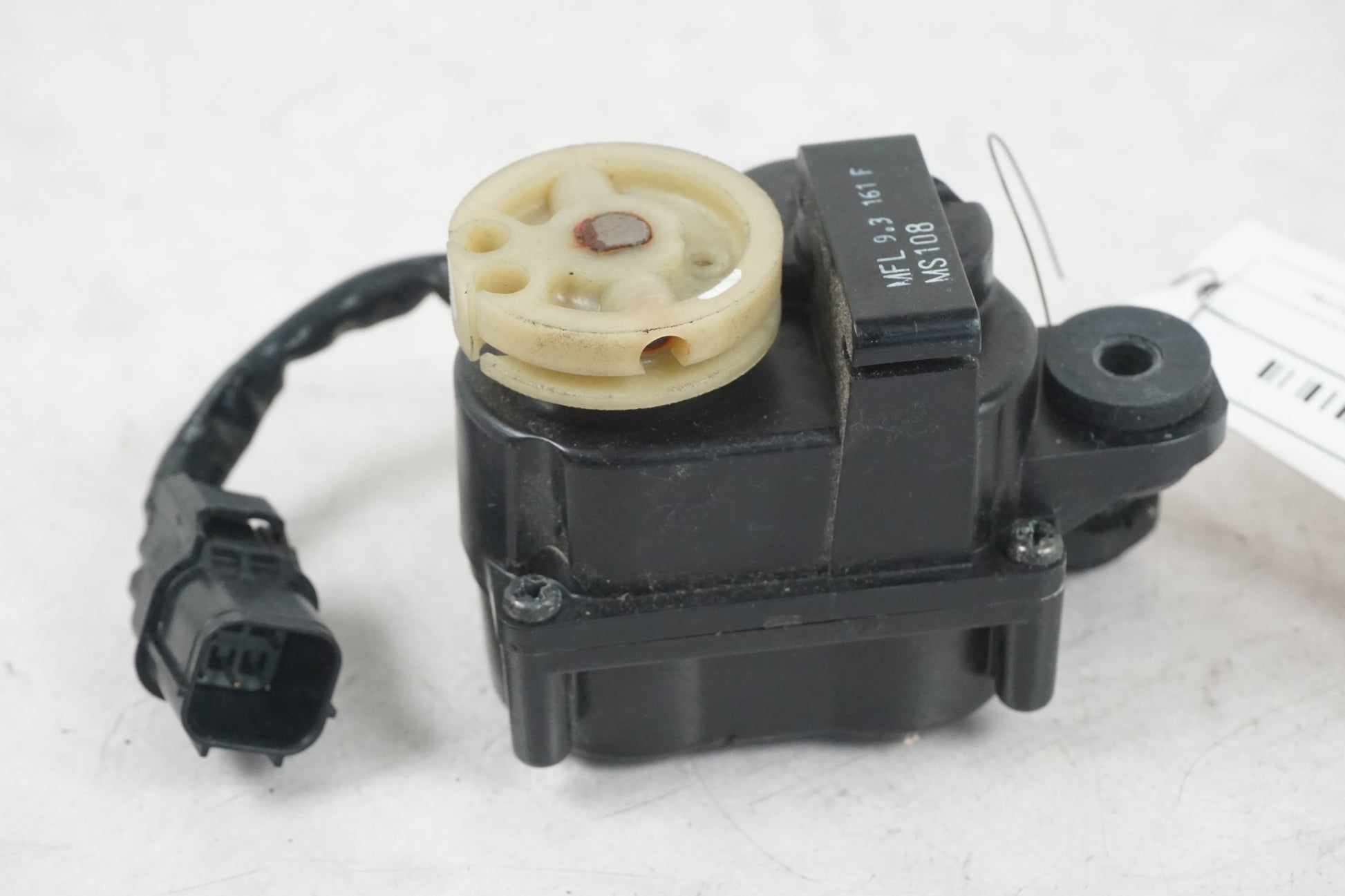 Framsidan på Avgasspjällmotor från en Honda CBR 1000 RR -2009 motorcykel.