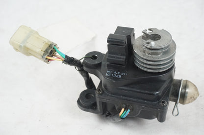 Framsidan på Avgasspjällmotor från en Honda CBR 1000 RR -2005 motorcykel.