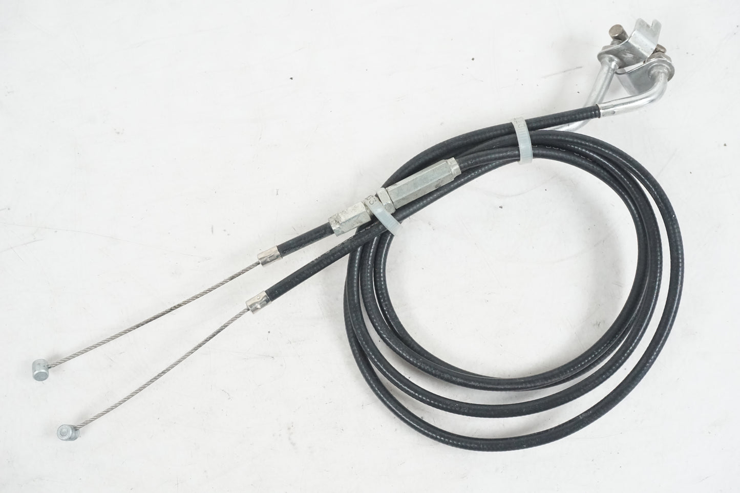 Baksidan på Avgasspjällmotor från en Honda CBR 600 RR -2007 motorcykel.