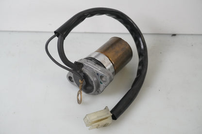 Framsidan på Oljenivågivare från en Yamaha TDM 900 -2008 motorcykel.