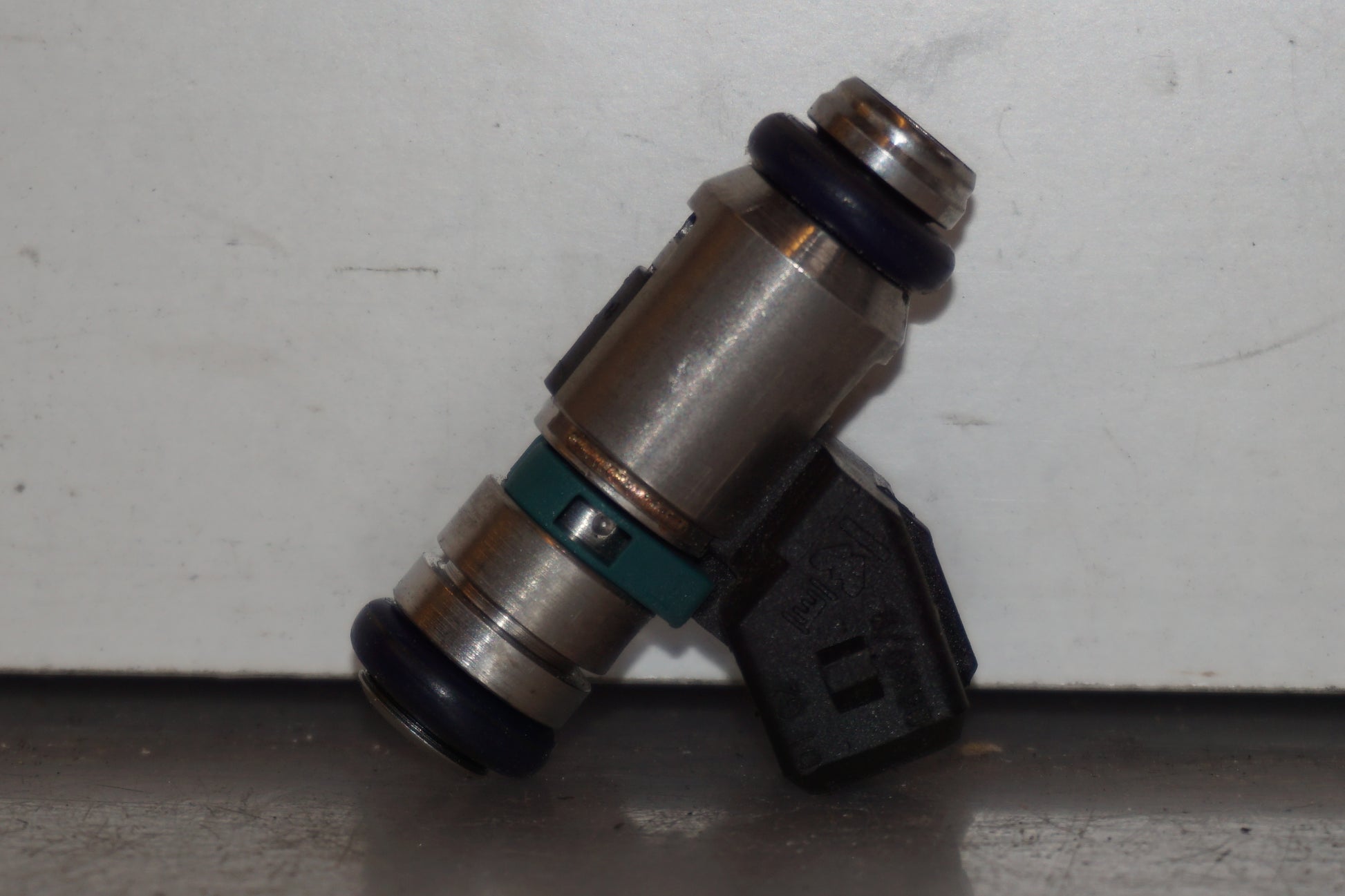 Framsidan på Spridare från en Aprilia RSV 1000 -2010 motorcykel.