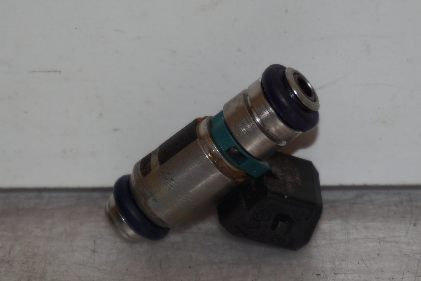 Framsidan på Spridare från en Aprilia RSV 1000 -2010 motorcykel.