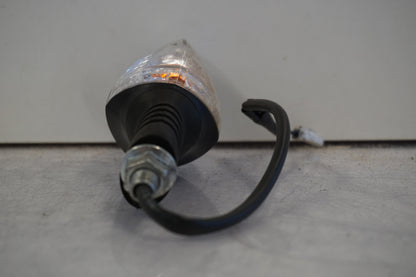 Snett uppifrån på Blinkers från en KTM 690 SMC -2008 motorcykel.