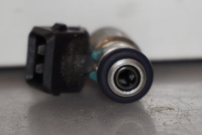 Snett nerifrån på Spridare från en Aprilia RSV 1000 -2010 motorcykel.